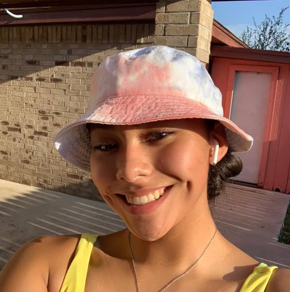 alexis_2130